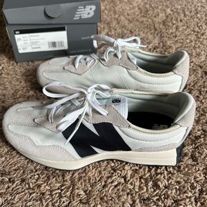 Brand new never worn new balance sneakers
